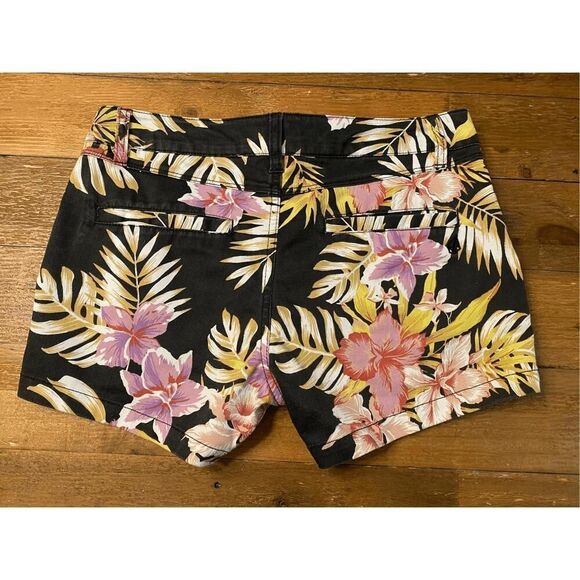 Volcom size 24 Women's Frochickie 3" Chino Shorts black floral - Picture 4 of 5